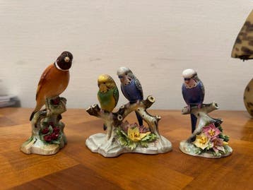 Royal Adderley - sculptuur, birds - 1 cm - Porselein