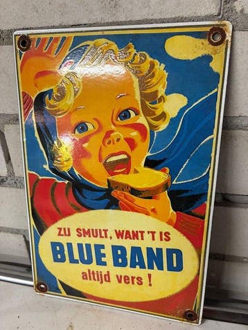 Blue Band – opvallend emaille reclamebord – “Zij smult, want