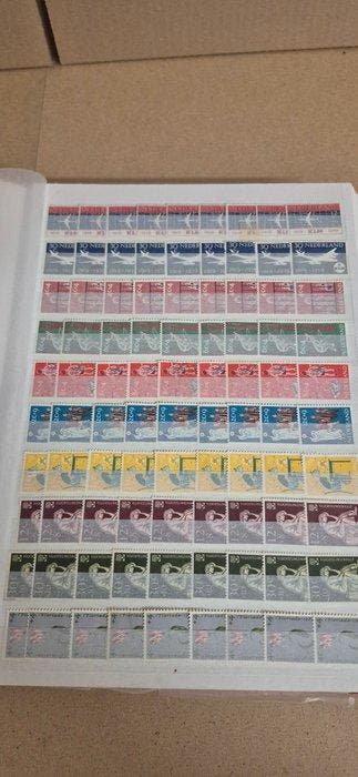 Nederland 1959/2000 - 2 dikke boeken stock Nederland, Gestempeld