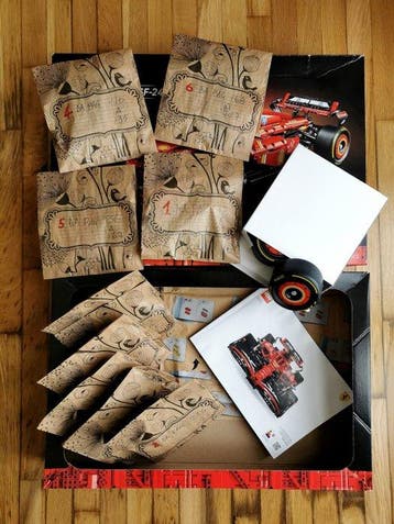 Lego Set - Technic - LEGO Technic - 42207 - Ferrari SF-24 F1, Nieuw
