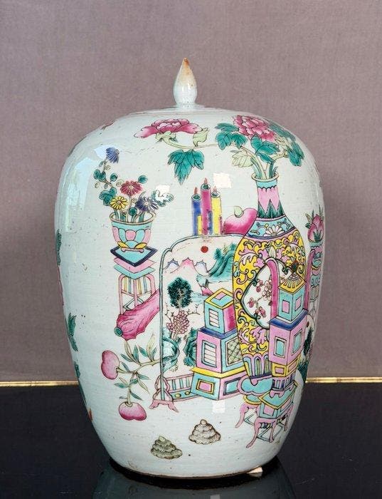 Vaas - Porselein - China - Qing Dynastie (1644-1911) -, Antiek en Kunst, Antiek | Overige Antiek