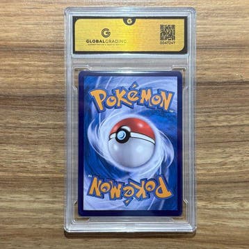 Pokémon Graded card - Dracaufeu 175 - GG 10, Hobby & Loisirs créatifs