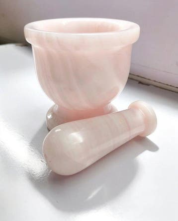 Mortier et pilon (2) - calcite