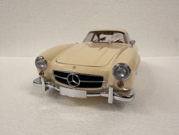Minichamps 1:18 - Modelauto - Mercedes-Benz 300 SL Gullwing, Nieuw