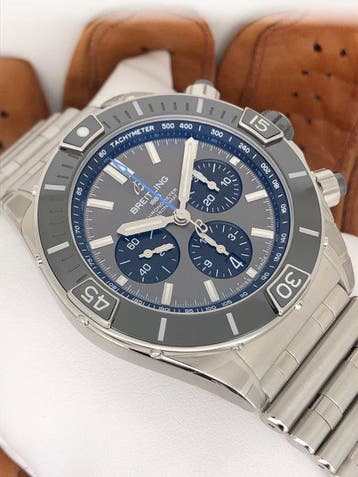 Breitling - Super Chronomat B01 44 - EB0136251M1E1 - Homme -, Bijoux, Sacs & Beauté