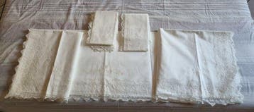 Laken (3) - 280 cm - 240 cm - Gewonnen bruidsset