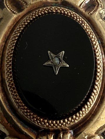 Zonder minimumprijs - Broche - 8 karaat Geel goud, Zilver, Handtassen en Accessoires