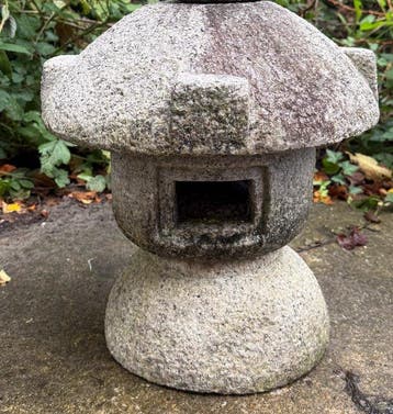 Misaki-dôrô  (lanterne de cap) - Pierre, Granit - Japon -