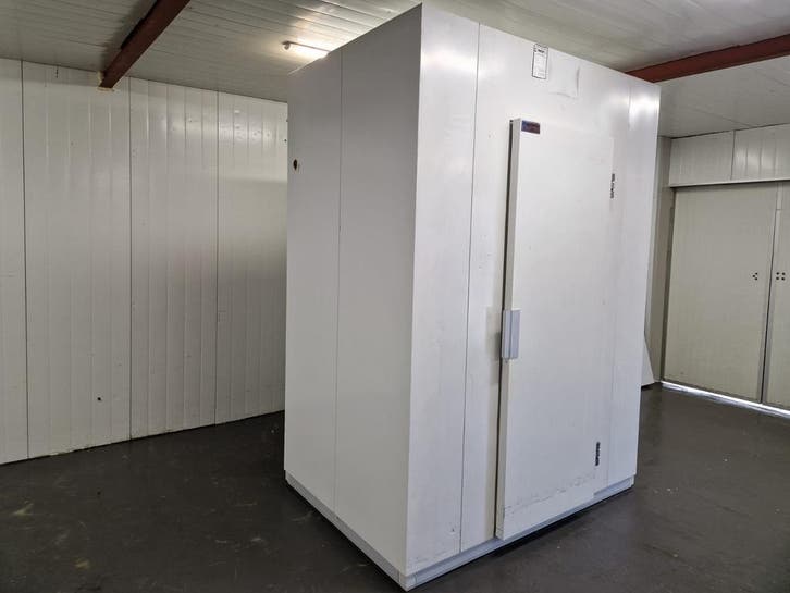 Vriescel 184 x 124 x 254 cm, Zakelijke goederen, Horeca | Keukenapparatuur, Gebruikt, Koelen en Vriezen