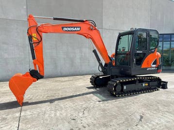 Veiling: Midigraafmachine Doosan DX55-9C Diesel 2018, Articles professionnels, Machines & Construction | Grues & Excavatrices