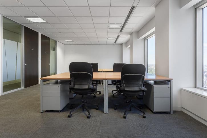 Kantoorruimte voor 15 in City Centre, Articles professionnels, Immobilier d'entreprise