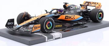 Minichamps 1:18 - Modelauto - TEAM Mc LAREN F1 MCL 60 GP, Nieuw