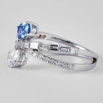 Statement ring - 14 karaat Witgoud - 1.71ct. tw. Saffier -