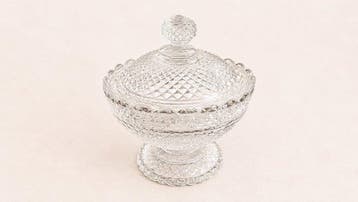Baccarat - Bonbonnière / Drageoir en cristal taillé avec
