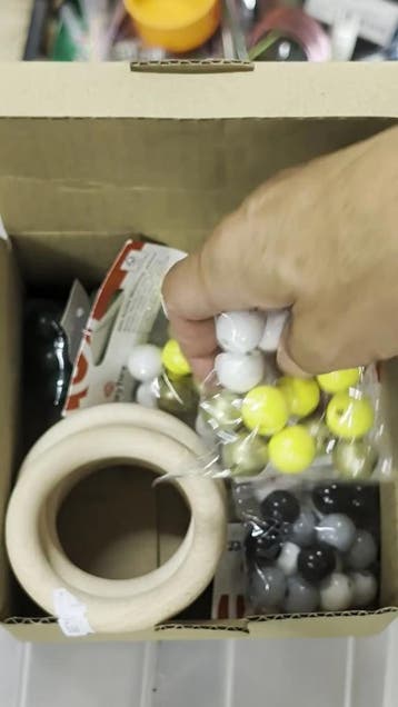 Restantenbox Houten ringen, kralen Bekijk video voor inhoud, Maison & Meubles, Accessoires pour la Maison | Plantes & Fleurs artificielles