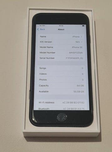 Apple iPhone SE (2020, 2nd Generation) – 64 GB – Black –, Nieuw