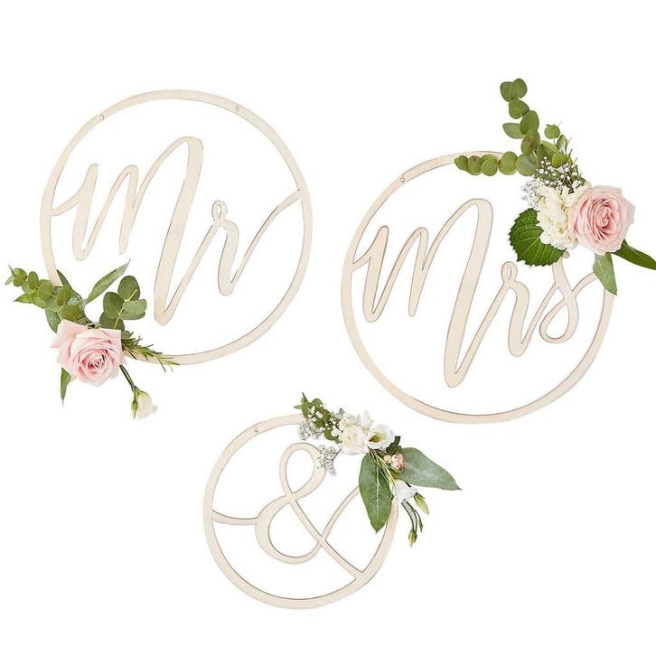 Bruiloft Hangdecoratie Mr&Mrs Hout 3st, Hobby en Vrije tijd, Feestartikelen, Nieuw, Verzenden