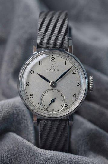 Omega - Vintage Art Deco - Sector Dial & Sub-Second - 1940s, Nieuw