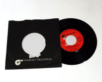Guys 'n' Dolls – Let's Make Love / I Must Go Home Alone, Verzenden, Nieuw in verpakking
