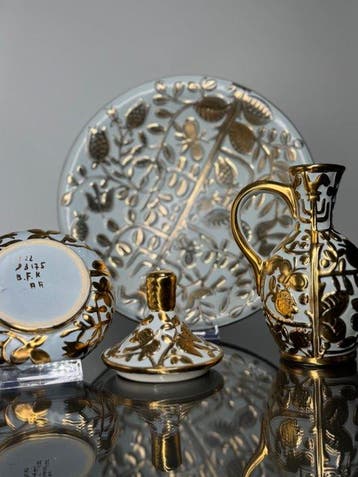 Keramis Boch - Tafelservies (3) - D3175 - Creamware, Goud -