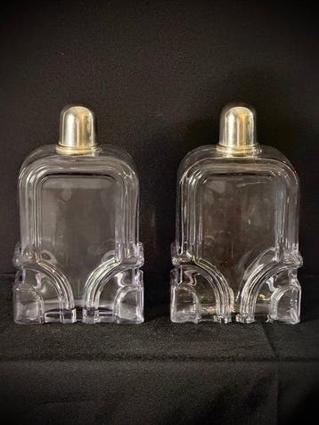 Zuordnung wohl Val Saint Lambert - Karaf (2) - Glas - Zilver