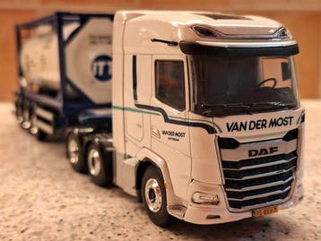 Tekno 1:50 - Model vrachtwagen - DAF XG450 - Trekker met