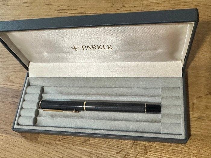Parker, Waterman - Lot of 2: Rialto and Expert - Zonder, Verzamelen, Pennenverzamelingen