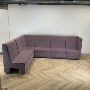 Ahrend Loungescape hoekbank 6-delig 308x239 cm,  Lila, Huis en Inrichting, Gebruikt, Stof, Eén