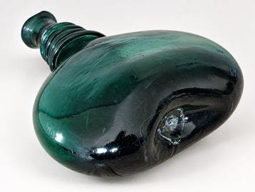 Fles - 18e eeuwse zadelfles - Glas - handgeblazen