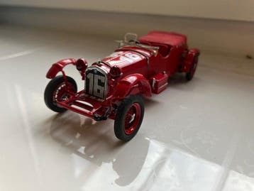 Provence Moulage 1:43 - Voiture miniature - Alfa Romeo 2300