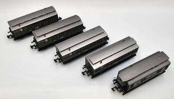 Fleischmann N - 8792, 8050 - Wagon de passagers pour trains