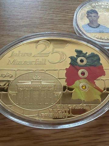 Wereld. Medal ND Giganten Mauerfall und D-Mark, Postzegels en Munten