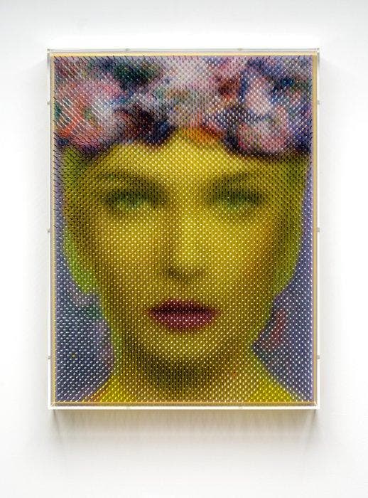 Maxim Wakultschik (1973) - Visage Amid Lettuce Light Glow -, Antiquités & Art, Art | Objets design