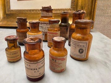Carlo Erba, Poulenc Freres, Bayer, E. Merck Darmstadt - Pot, Antiquités & Art