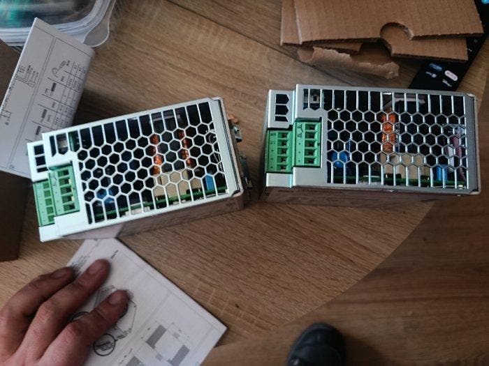 Industriële apparatuur - Phoenix Contact 24 V DC 10 A -, Games en Spelcomputers, Spelcomputers | Overige Accessoires
