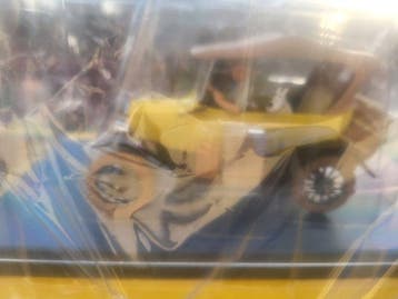 Moulinsart - Tintin - 1 - La Ford T Jaune