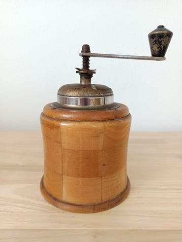 BE HA - Koffiemolen - model 944 - Staal, Hout - de jaren, Antiek en Kunst, Antiek | Keukengerei