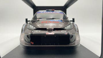 IXO 1:18 - Modelauto - Toyota GR Yaris Rally1 Hybrid Winner, Hobby en Vrije tijd, Nieuw