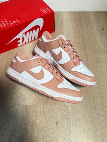 Nike - Sneakers - Maat: EU 44.5 - Nieuw met tags
