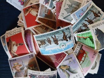 Belgique - Lot de timbres-poste : 400 timbres de 24 francs.