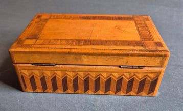 Boîte à bijoux - Tunbridge-Intarsien, Antiquités & Art