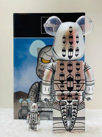 Medicom toy - BE@RBRICK 400% & 100% Mechagodzilla (1974)