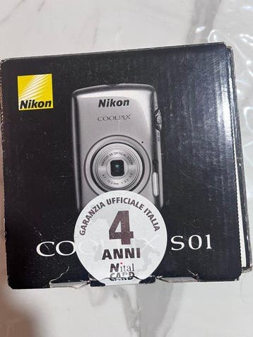 Nikon COOLPIX S01 - White - Digitale camera