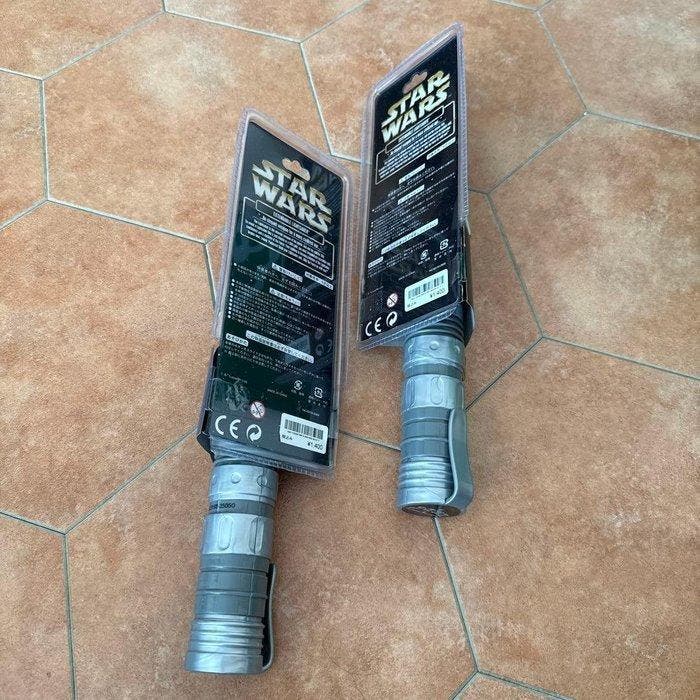 Disney - Star Wars - Jedi Training Lightsaber, Collections, Cinéma & Télévision