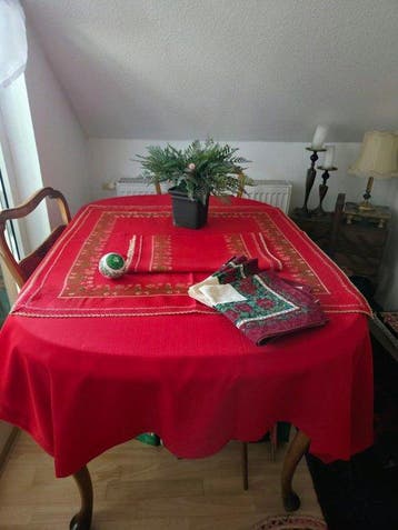Festliches 9-teiliges Weihnachts-Tischwäsche-Set – Große