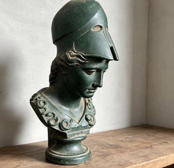Replica van een oud-Grieks koudgegoten keramisch borstbeeld