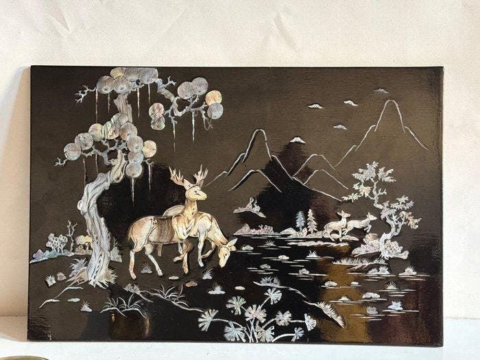 Paneel - Schilderij van gelakt hout en parelmoeren inleg -, Antiek en Kunst, Kunst | Designobjecten