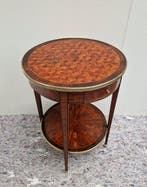 XVI Gueridon - met geometrisch ruitmotief - Bijzettafel -, Antiek en Kunst