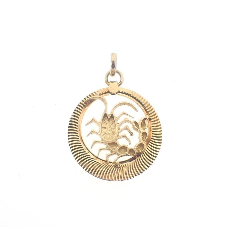 Fabiola gouden sterrenbeeld hanger; Schorpioen., Handtassen en Accessoires, Bedels, Gebruikt, Overige merken, Goud, Ophalen of Verzenden