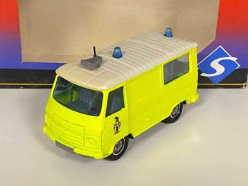 Solido 1:43 - Model bestelwagen - Peugeot J9 Ref 2135 -, Hobby en Vrije tijd, Nieuw